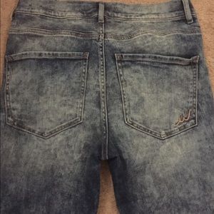 Express destroyed 10R High rise legging jeans